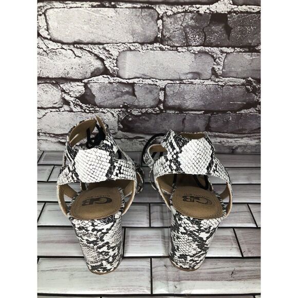 Gianni Bini After Hours White Black Snake Lace Block Heel Sandals Women Sz 7.5M - Picture 8 of 16